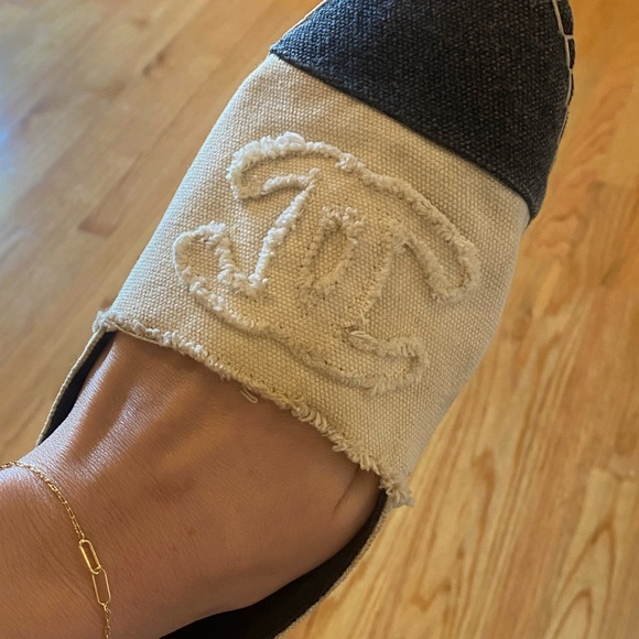 Authentic Chanel Espadrilles - Picture 8 of 11